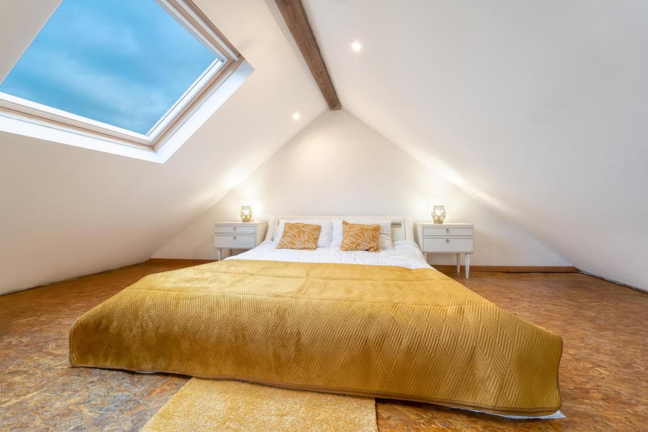 Апартаменты Sous Les Etoiles Metz Luxembourg Un-Sejour-A-Part Clouange Экстерьер фото